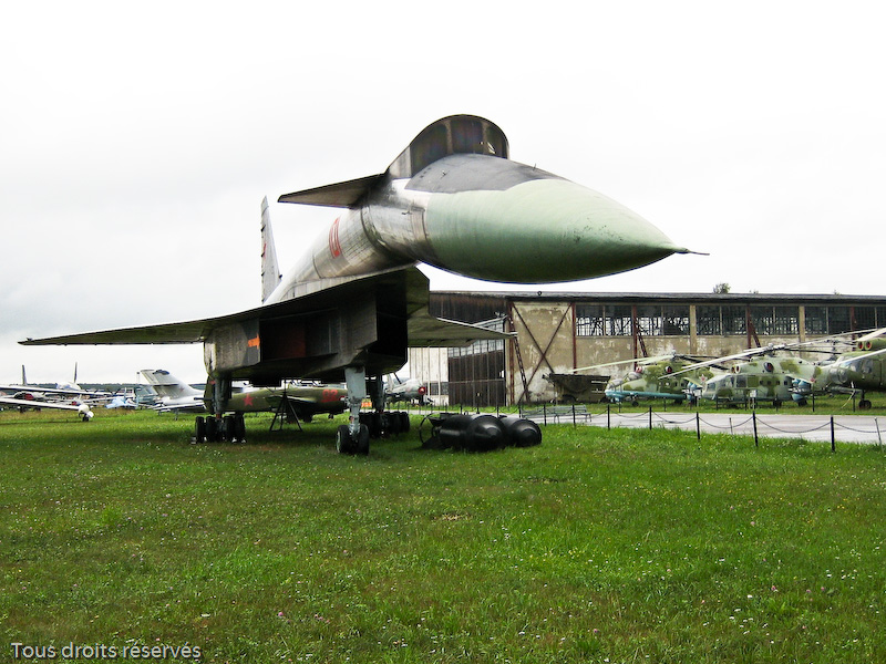 Tous droits réservés
