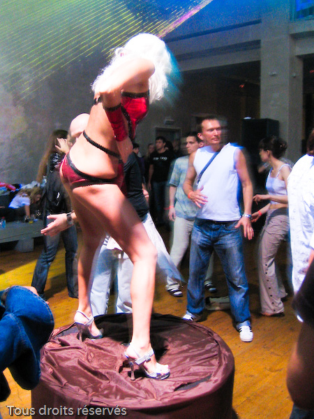 Tous droits réservés