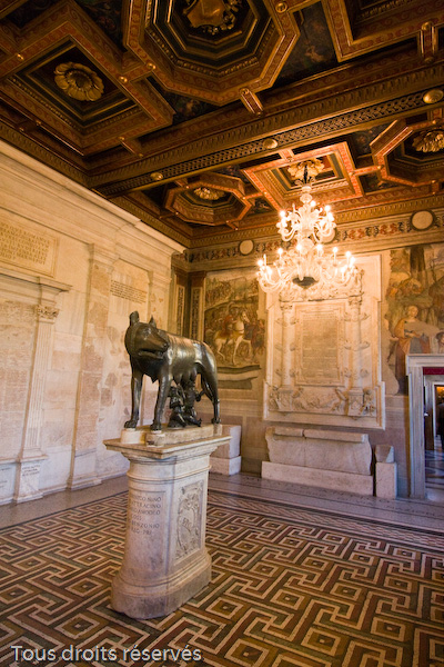 Tous droits réservés