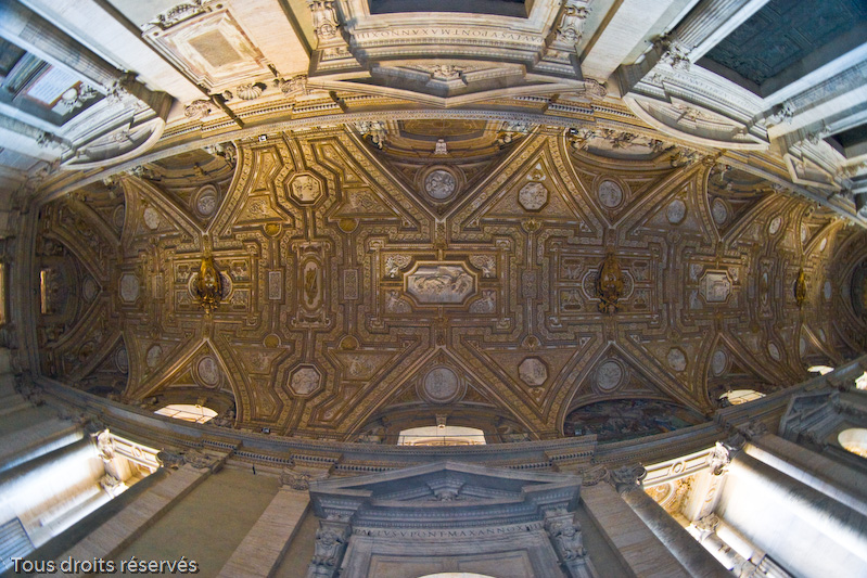 Tous droits réservés