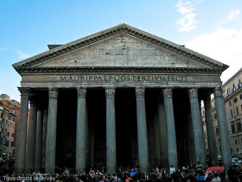 Tous droits réservés